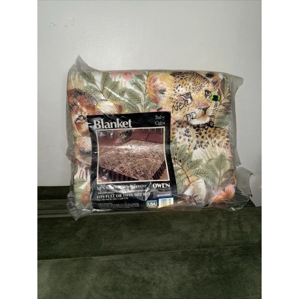Vintage‎ Owen Twin Baby Blanket 72x96